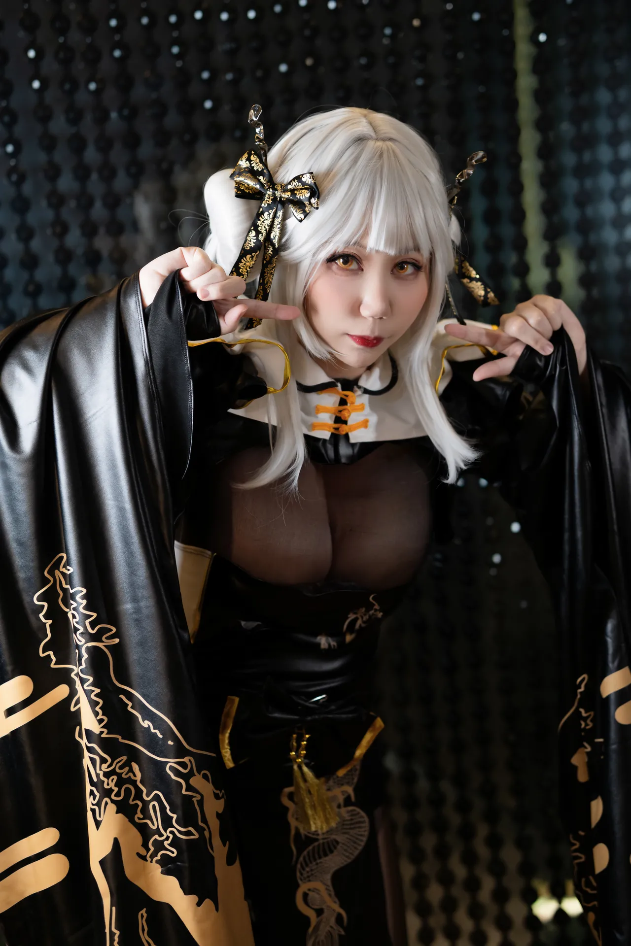 Fangqiao Yepo-Blanc-erohere28.webp